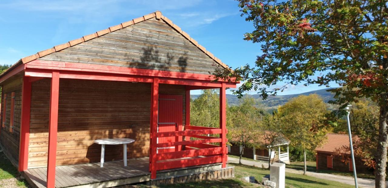 Les Chalets De La Margeride Blavignac Exterior foto