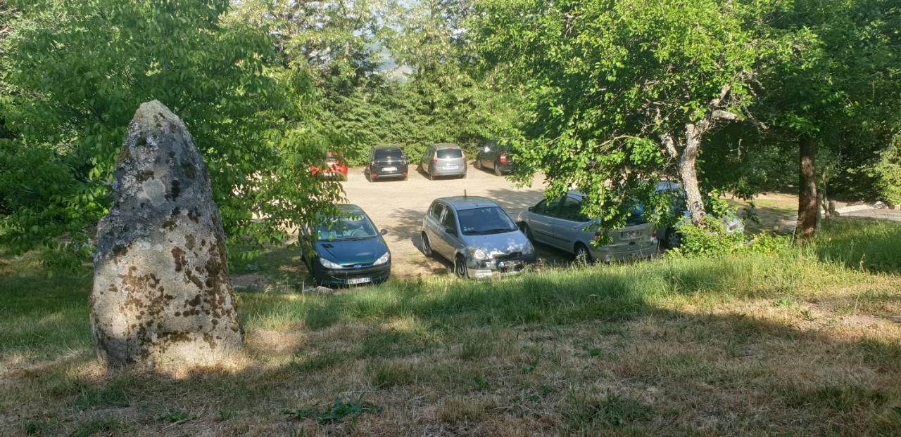 Les Chalets De La Margeride Blavignac Exterior foto