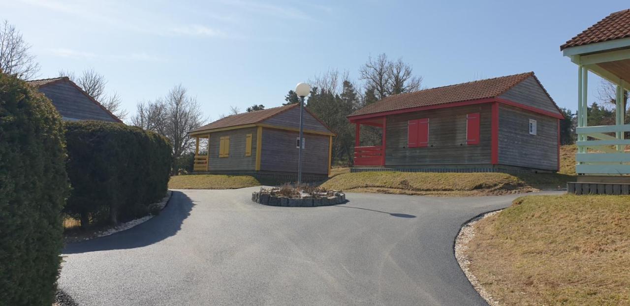 Les Chalets De La Margeride Blavignac Exterior foto