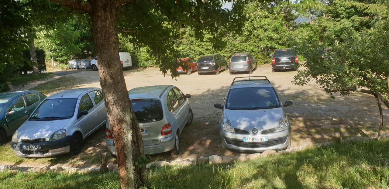 Les Chalets De La Margeride Blavignac Exterior foto