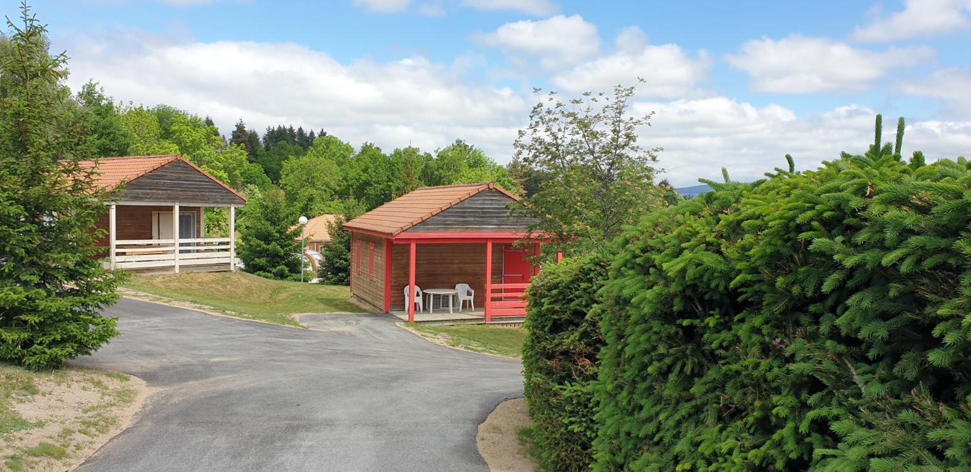 Les Chalets De La Margeride Blavignac Exterior foto